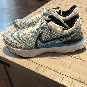 Men’s nike react infinity run flyknit 3